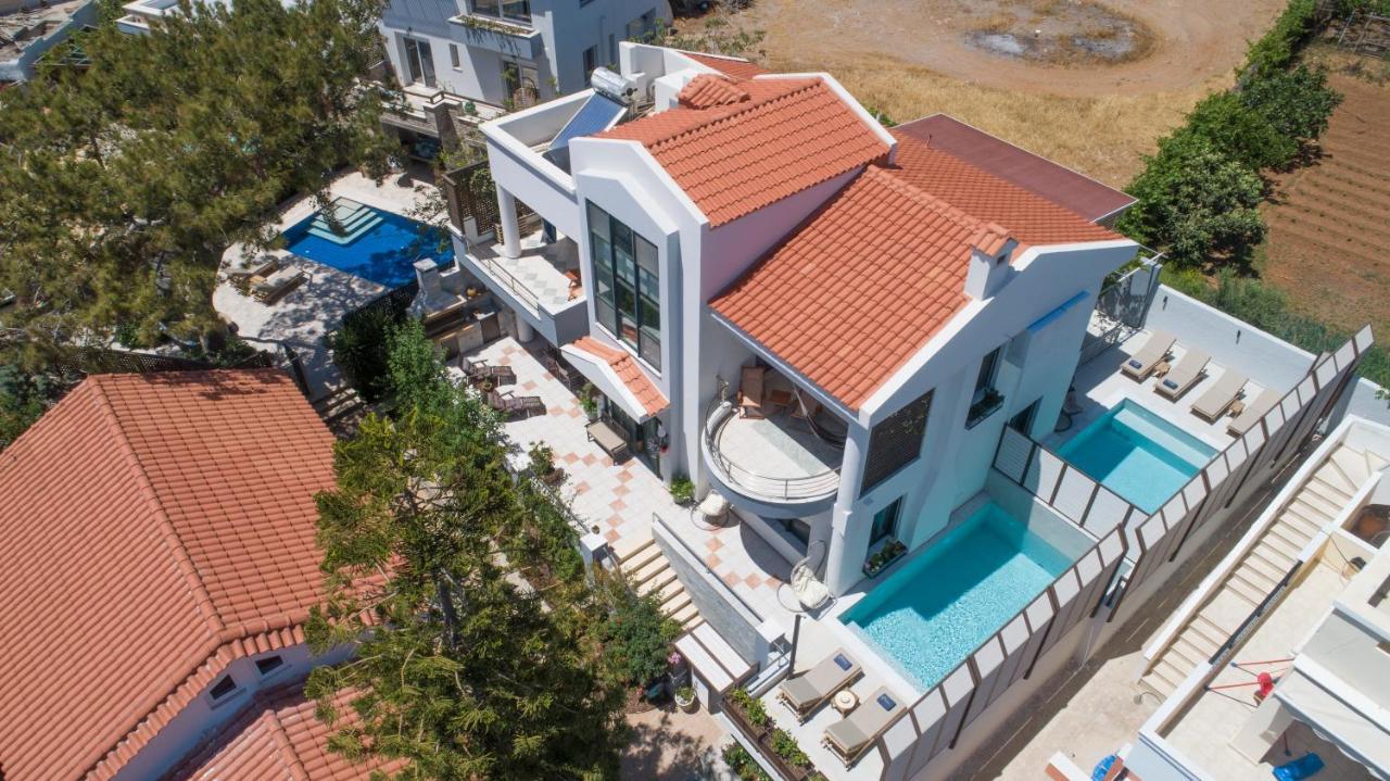 Paradisos Luxury Villas Next To Beach Koutsourás Dış mekan fotoğraf