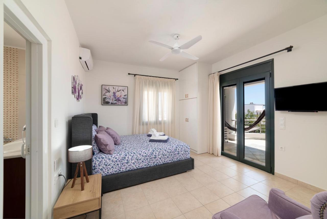 Paradisos Luxury Villas Next To Beach Koutsourás Dış mekan fotoğraf